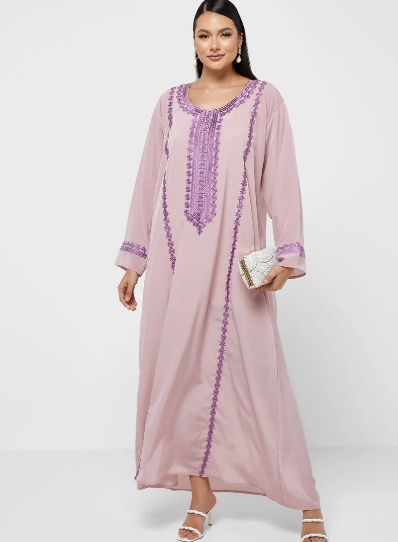 Khizana Embroidered Detail Jalabiya