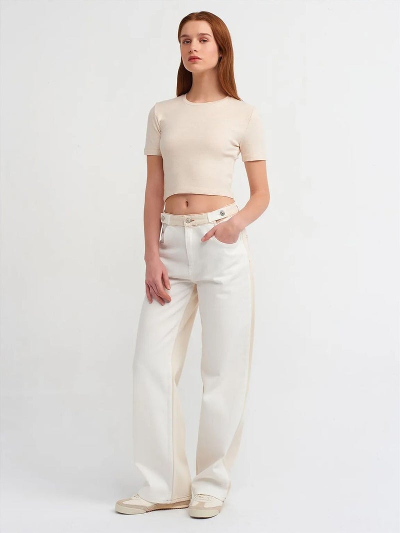 DILVIN Women's Slim Fit Crop T-Shirt - Image 3