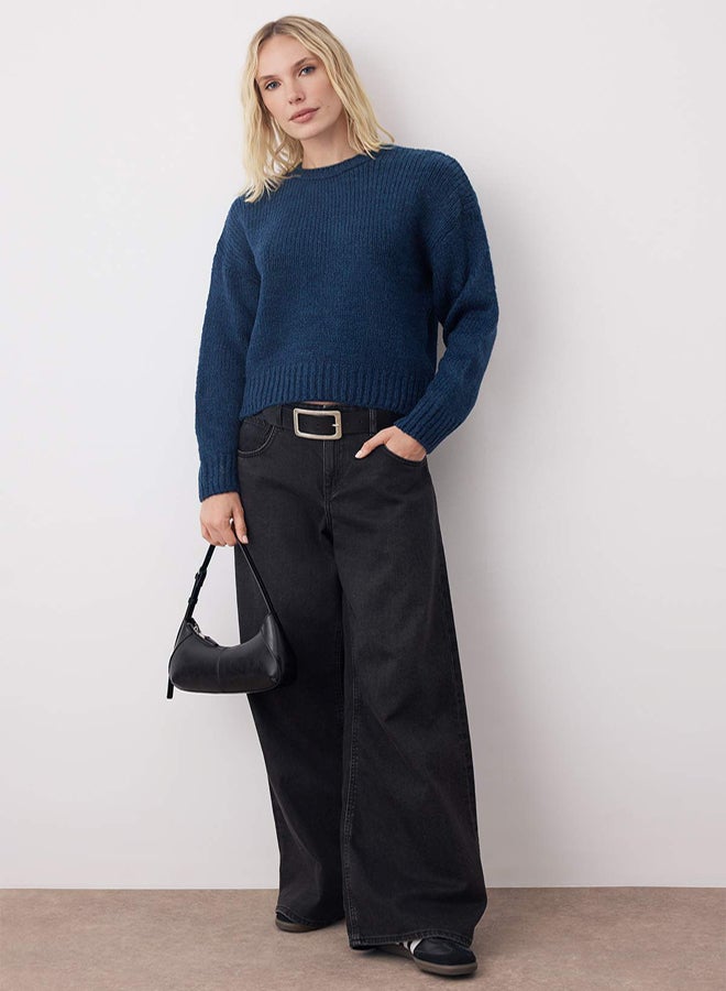 trendyol Blue Wide Fit Soft Textured Basic Knitwear Sweater TWOAW23KZ00185 - Image 3