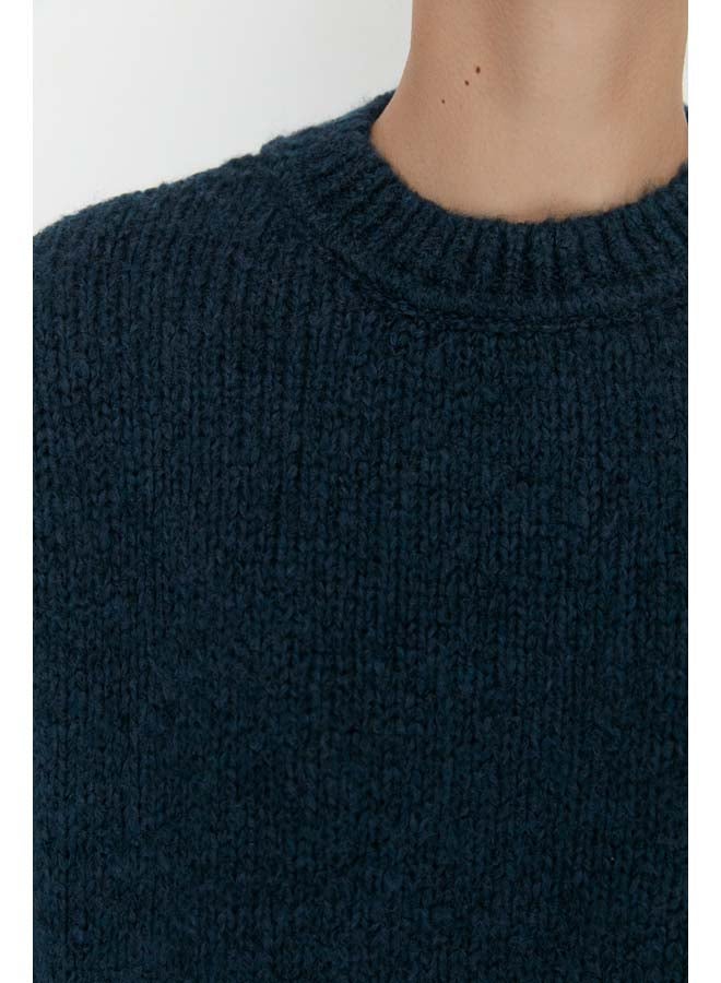 trendyol Blue Wide Fit Soft Textured Basic Knitwear Sweater TWOAW23KZ00185  - Image 4