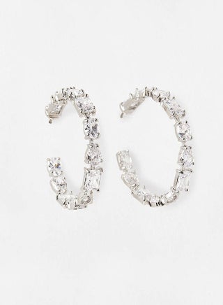 Yberith Earrings - pzsku/Z622E6D3F7FA9AF48B8A4Z/45/_/1686803879/19ce030c-c433-4038-ac3f-0bf3edaf6d9e