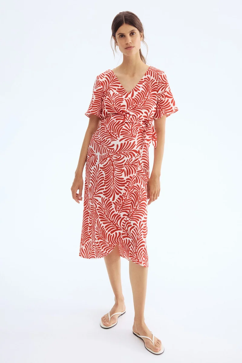 H&M MAMA Crinkled wrap dress