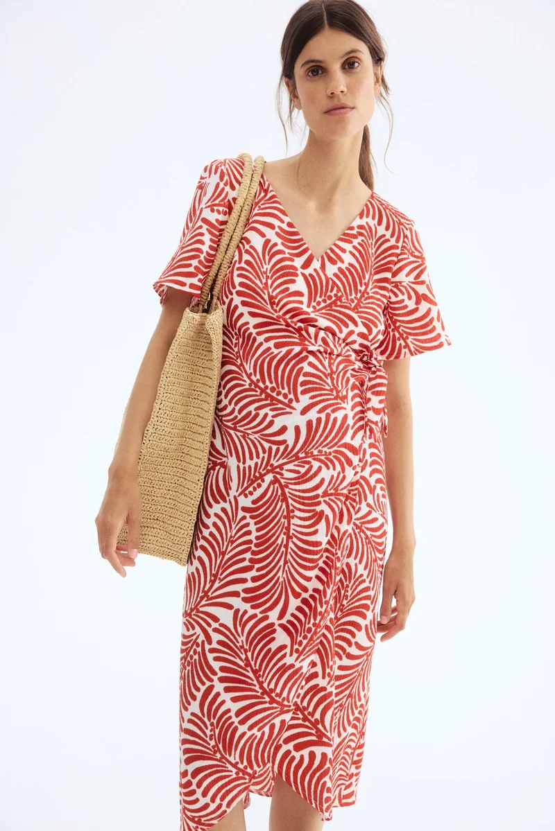 H&M MAMA Crinkled wrap dress