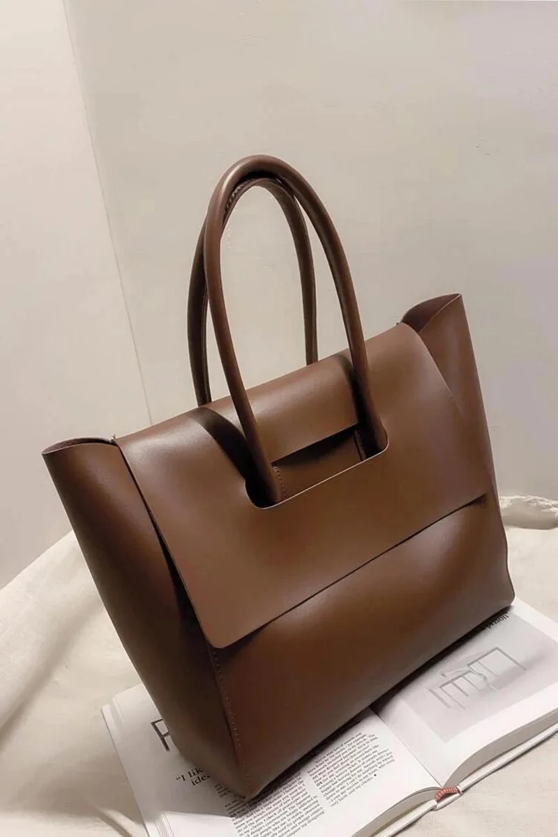 باهلس Women's Brown 2-Piece Oversized Puppy Shoulder Bag
