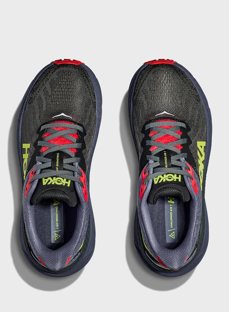 Hoka Challenger 7