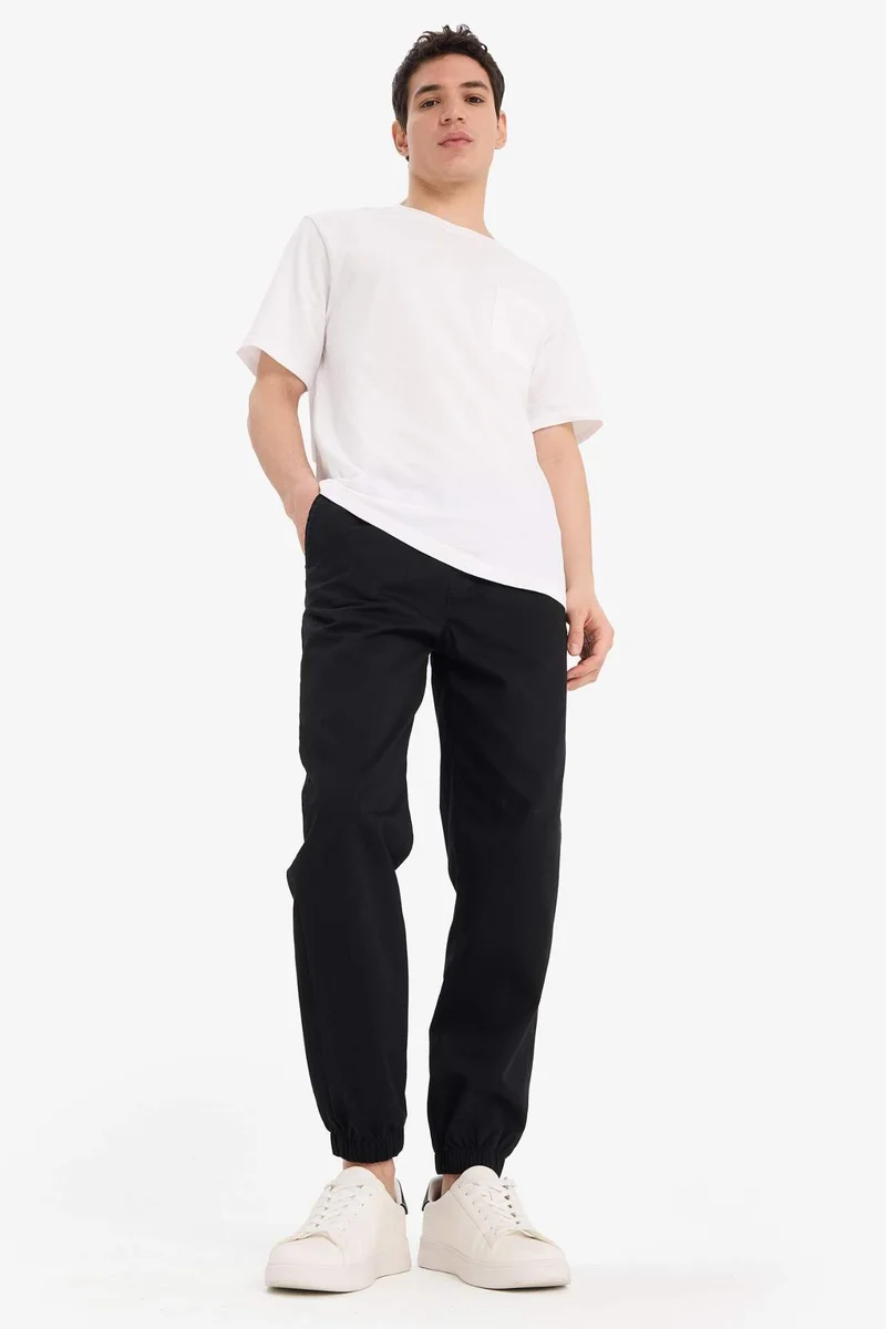 ديفاكتو Jogger Slim Fit Gabardine Trousers