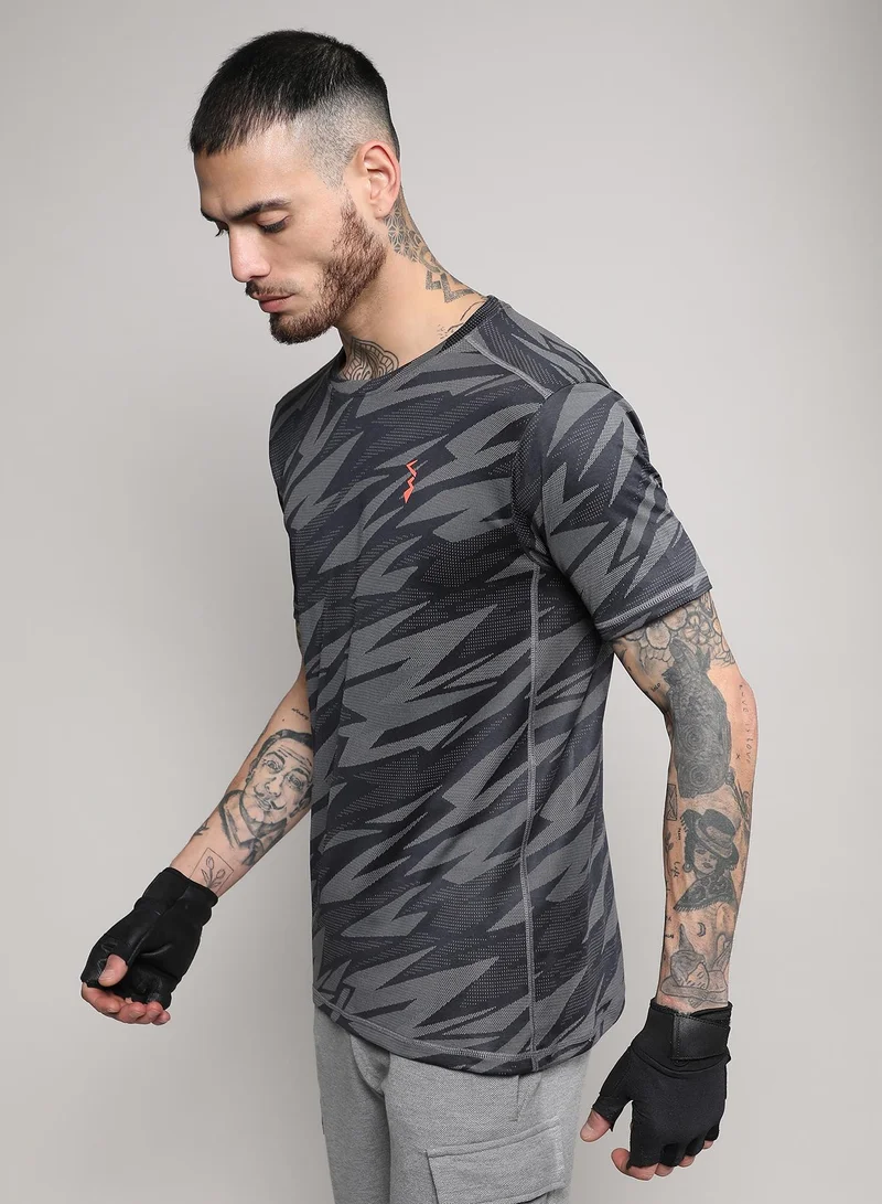 Campus Sutra Men's Dark Grey Strokes Activewear T-Shirt