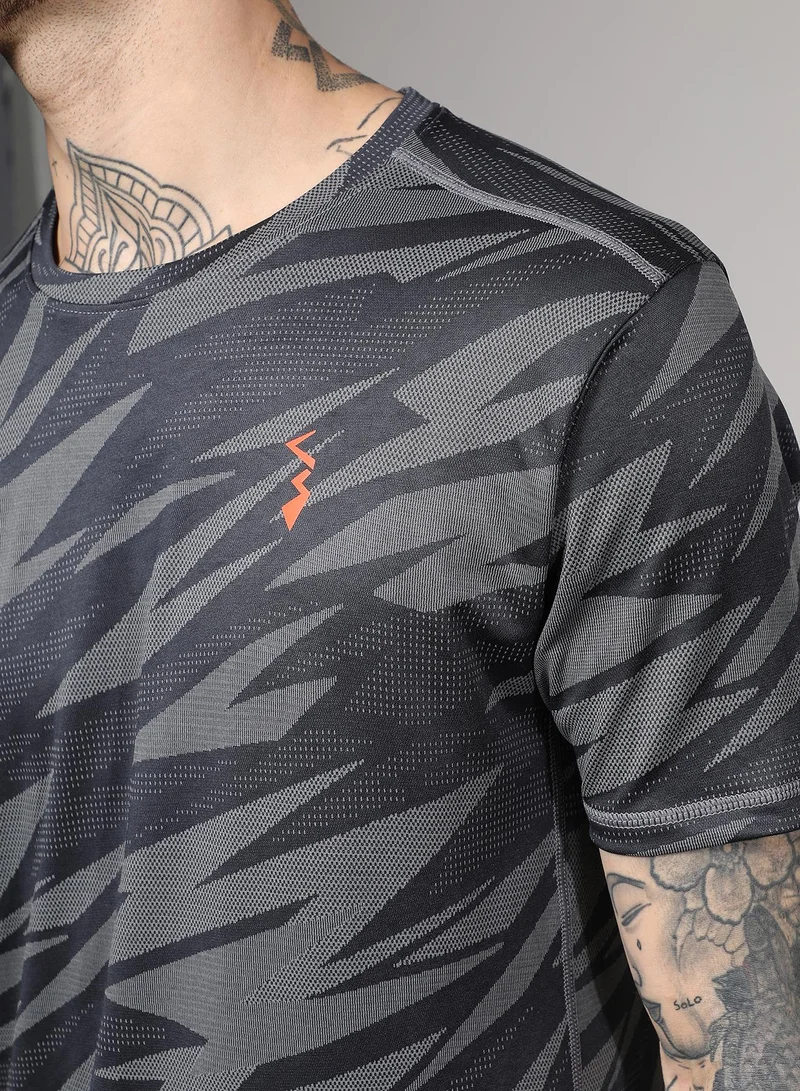 Campus Sutra Men's Dark Grey Strokes Activewear T-Shirt
