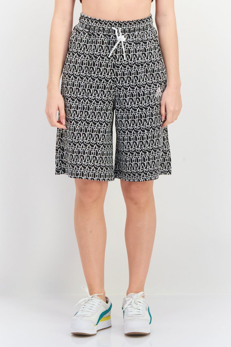 Adidas شورتات رياضية نسائية مناسبة في الهواء الطلق، أسود - Image 1