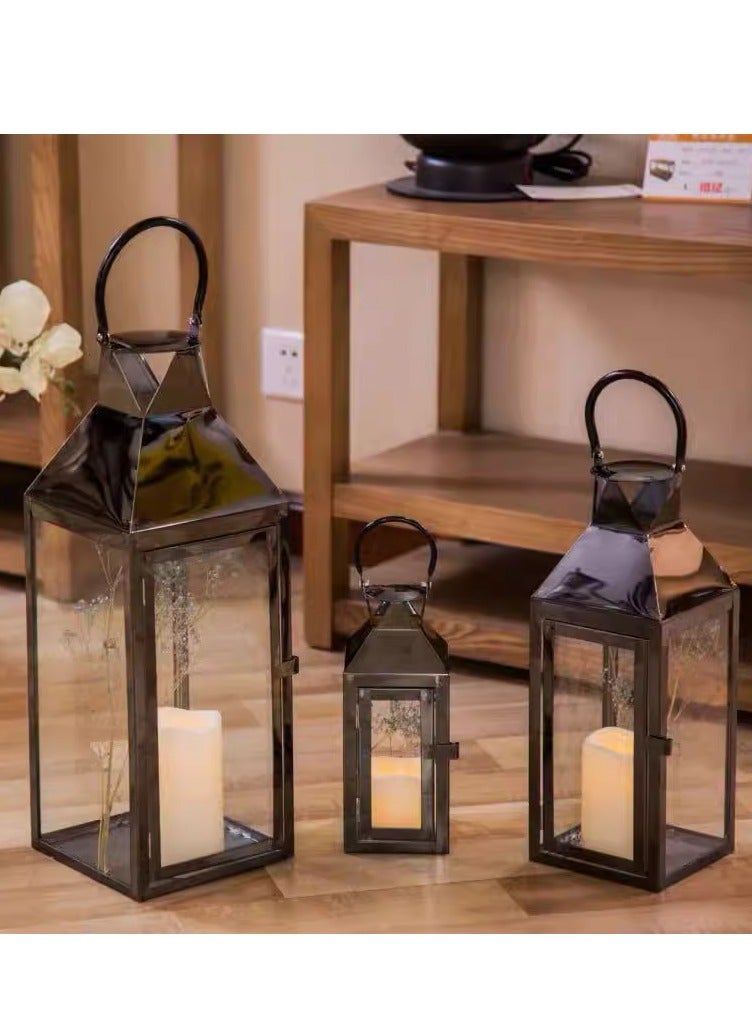 ليفينج طقم 3 فوانيس معدن وزجاج – لمسة دافئة وفخمة لديكورك - Image 3