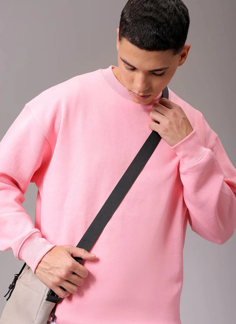 The Indian Garage Co Men Oversized Solid Crew Neck Overhead Sweatshirt