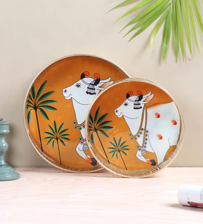 Two Moustaches Village Cow Design Serving Trays Set (8 Inches & 10 Inches), Serving Plates for Home, Platters for Tea/Coffee/Fruits/Snacks, Pichwai Tray for Diwali, Multicolored, Pack of 2 - Image 2
