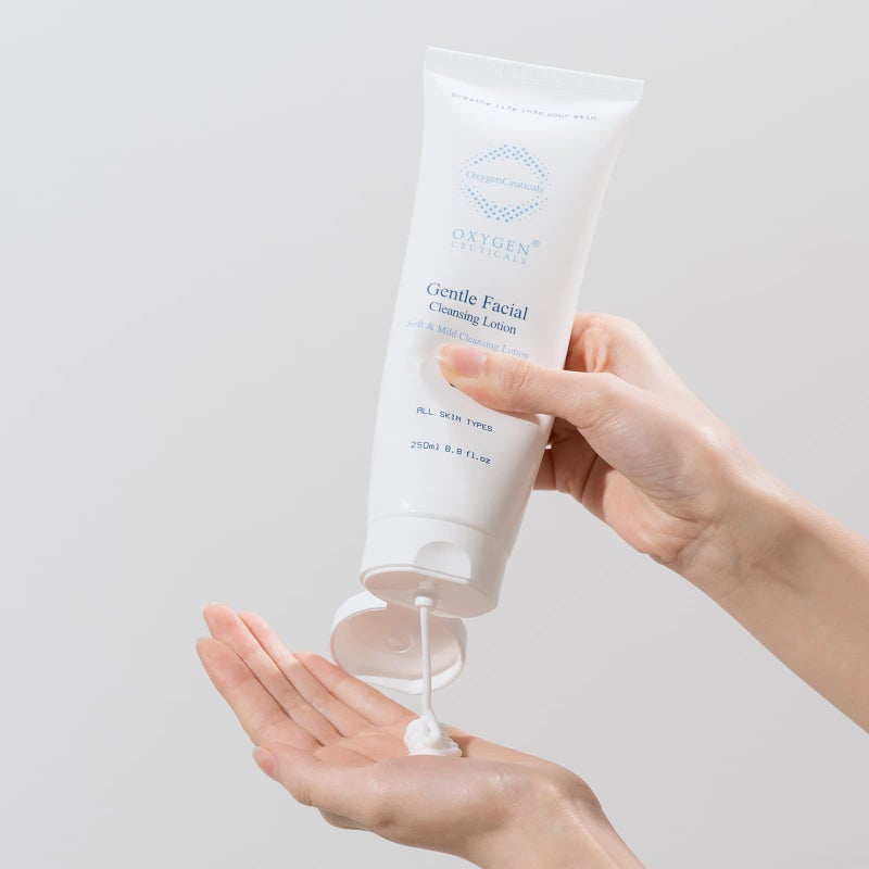 OxygenCeuticals Gentle Facial Cleansing Lotion â€“ Hydrating Cleanser for Sensitive & Dry Skin, Removes Makeup Residue & Impurities Without Greasy Feel, Enriched with Botanic Oils 8.8 fl.oz (250ml) - Image 5