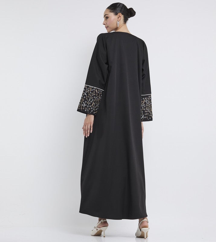 ROZA Stylish Embroidery Abaya with contrast piping - Image 4