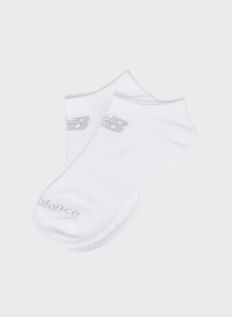 نيو بالانس طقم جوارب بيرفورمانس محبوكة غير ظاهرة مكون من 3 قطع