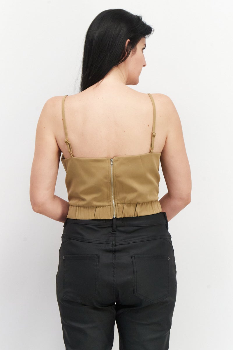 4th & Reckless Women Square Neck Sleeveless Plain Crop Top, Khaki - Image 4