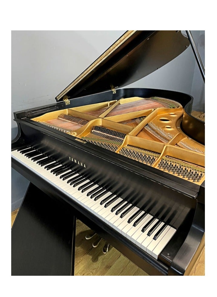 YAMAHA Yamaha G2 Grand Piano With One Year Warranty  - Image 2