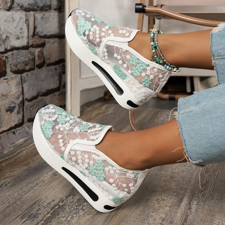 Large Size Casual Shoes For Women 2025 Spring And Thick-Soled Sports Shoes Breathable Mesh Loose High Heels - Image 2