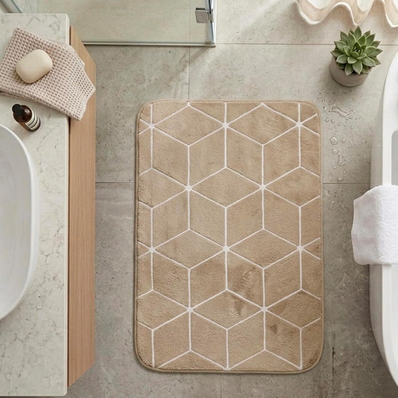 كويزين أرت سجادة حمام من Cuisine Art مصنوعة من رغوة الذاكرة (Memory Foam) فائقة الامتصاص – مقاس 40×60 سم – سجادة حمام بيج فائقة النعومة مع بطانة خلفية مانعة للانزلاق – نسيج مخملي بنقوش هندسية سريع الجفاف – سجادة أرضية ديكورية لحوض الاستحمام والدش - Image 4