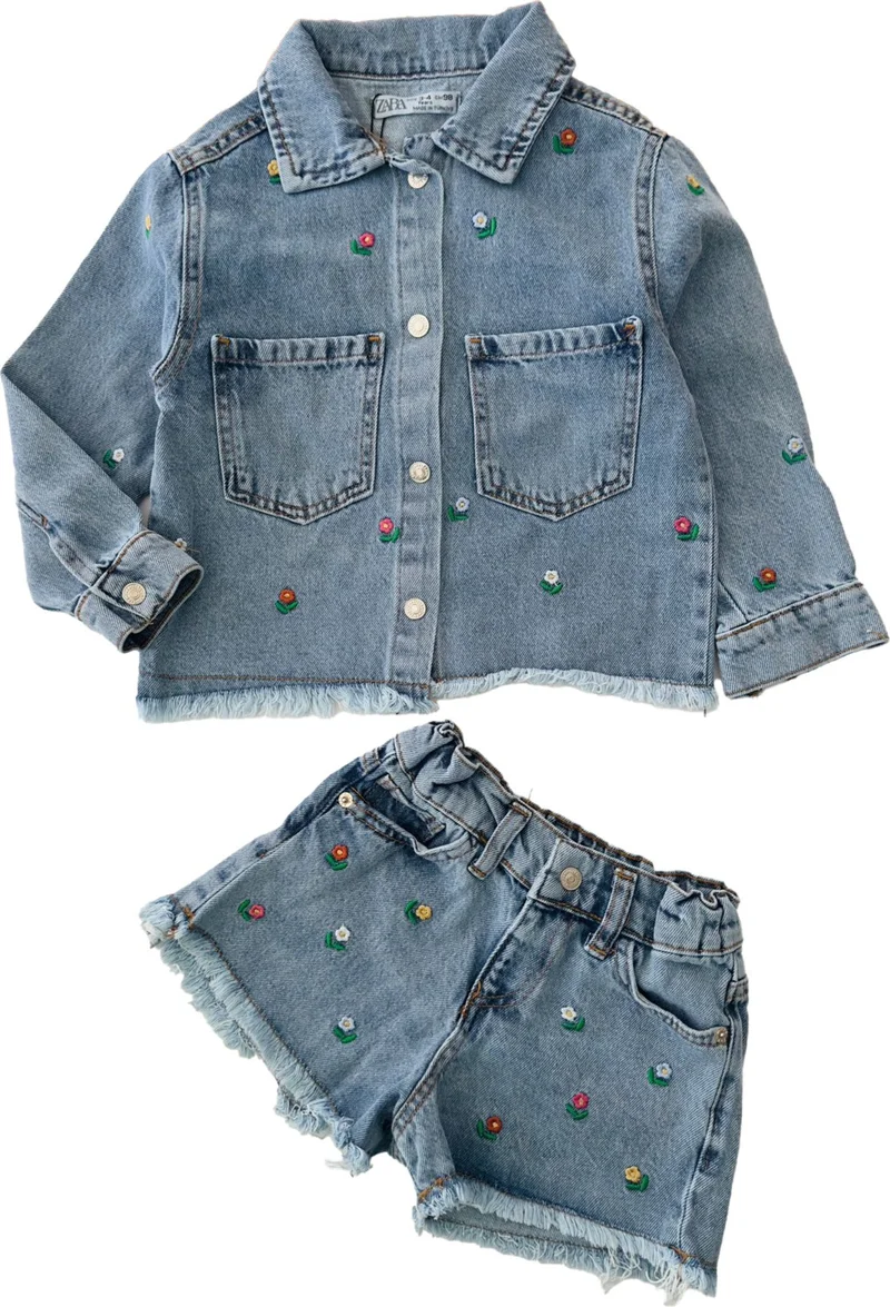 مينيمن جيجيليري My Little Ones Little Flower Embroidered Jacket and Shorts 2-Piece Denim Set - Light Blue