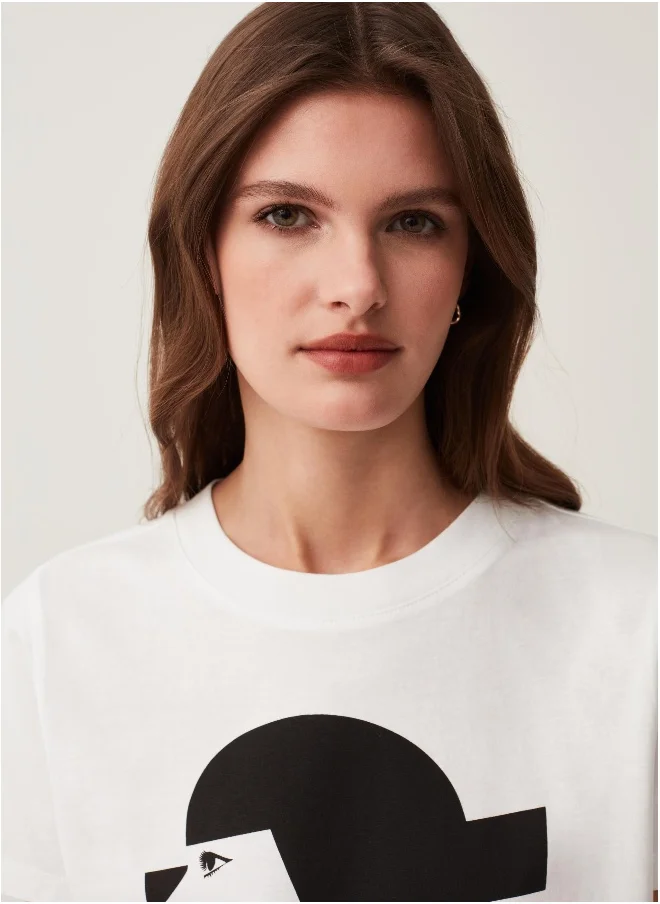 او في اس Ovs Geometric Girl La Tos Print T-Shirt