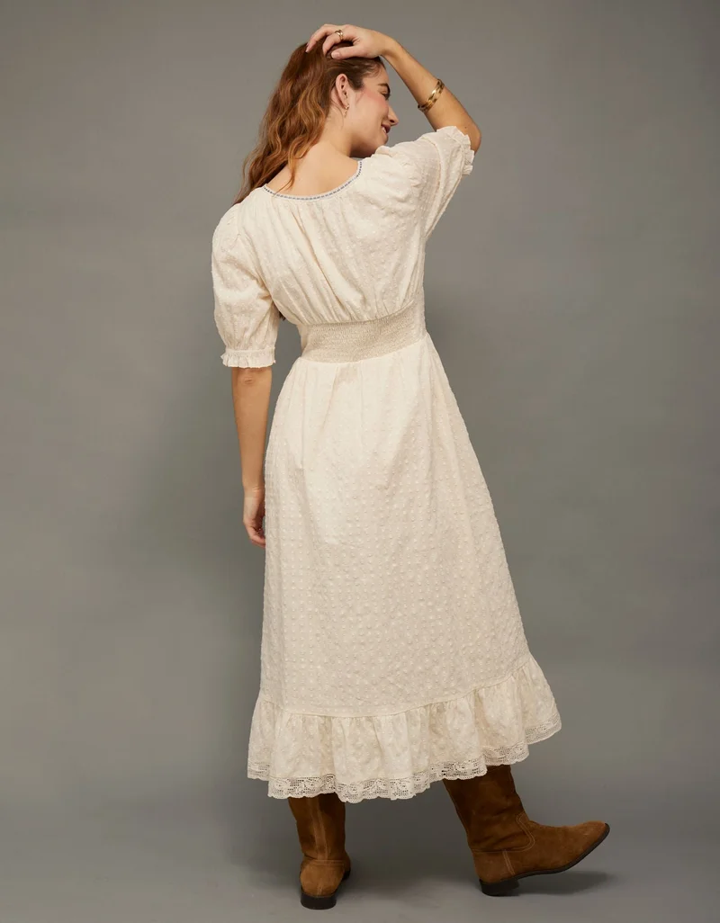 امريكان ايجل فستان ميدي برباط أمامي وتفاصيل دانتيل