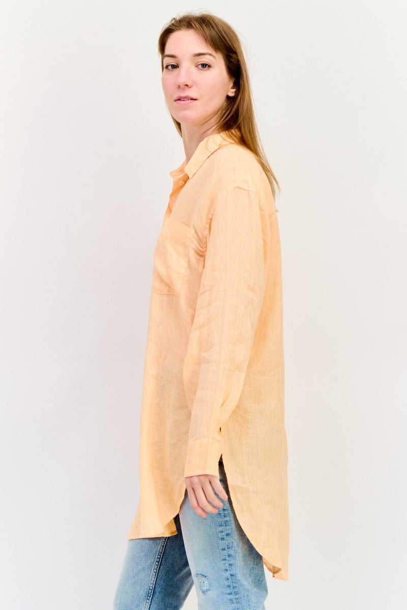 GAP قميص نسائي بأكمام طويلة وياقة منتشرة، برتقالي - Image 2