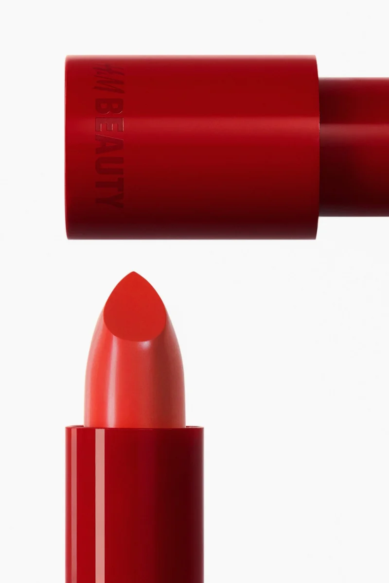 اتش اند ام Satin Lipstick