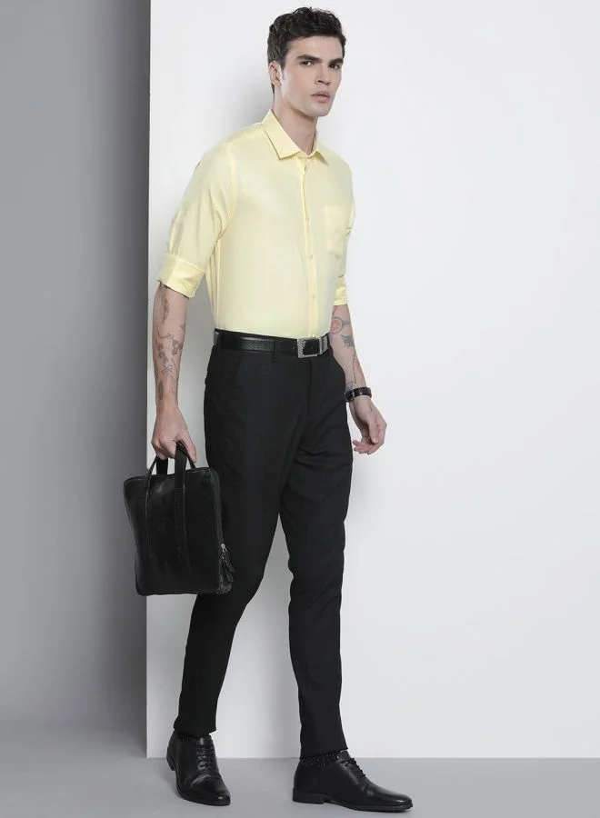 The Indian Garage Co Men Slim Fit Solid Full Sleeves Cutaway Collar Formal Shirt