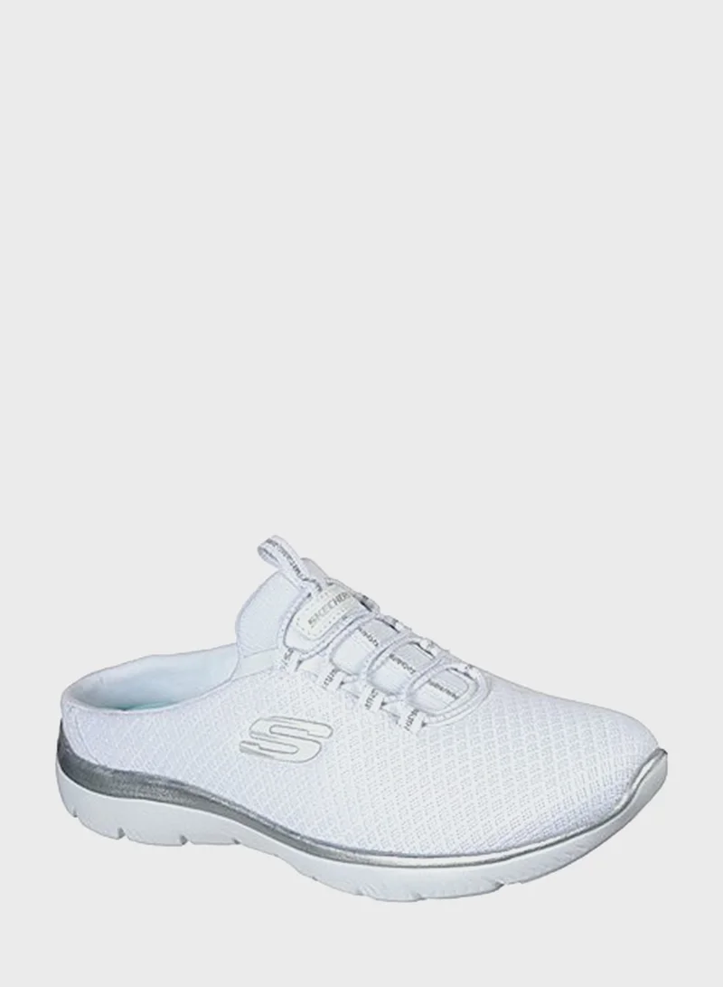 SKECHERS Summits