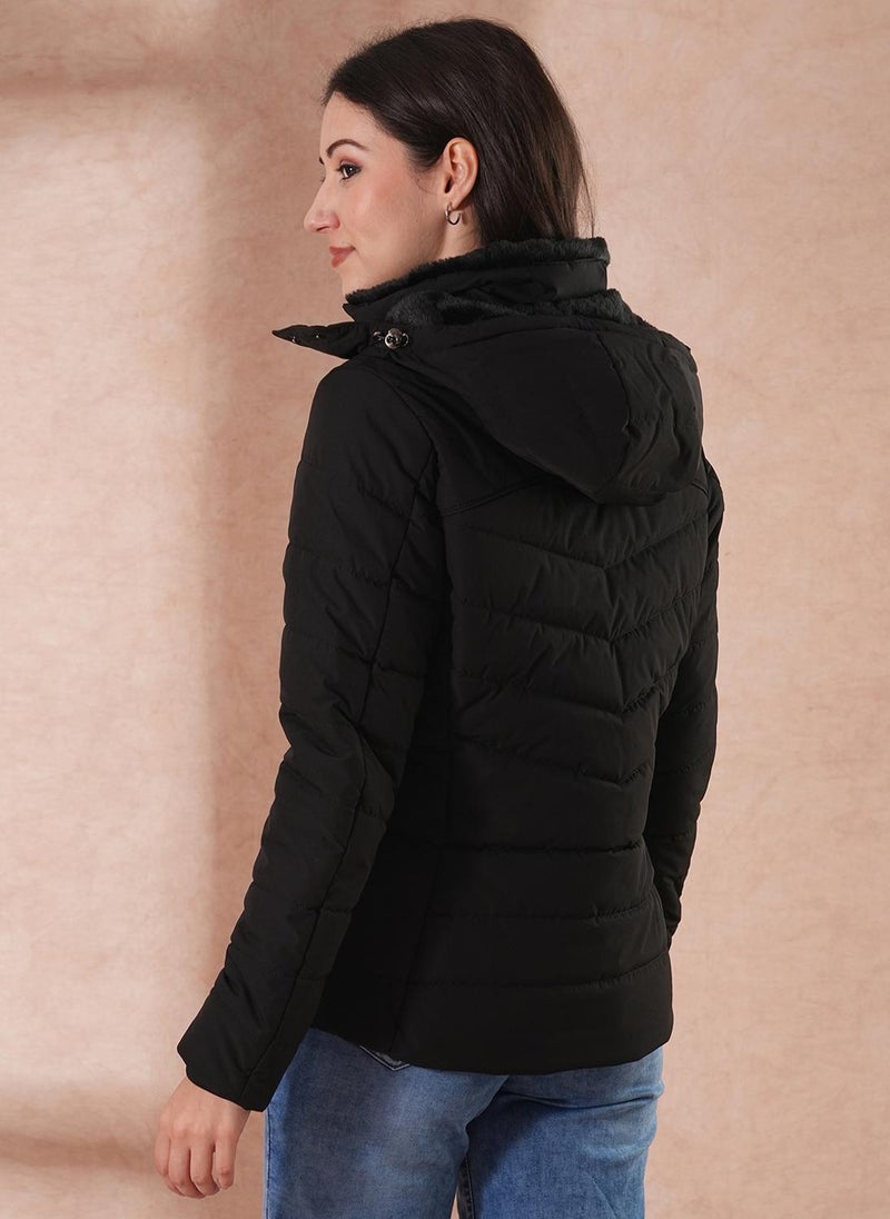 Globus Women's Black Hooded Solid Winter Puffer Jacket with Faux Fur Trim - Image 4