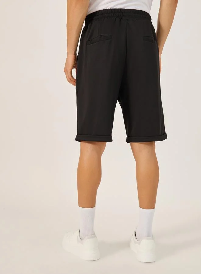 Styli Solid Turn-Up Hem Shorts