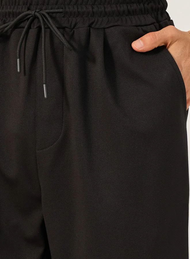 Styli Solid Turn-Up Hem Shorts