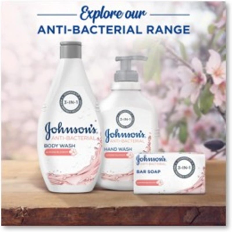 Johnson & Johnson Johnson's Vita-Rich, Replenishing Hand Wash, with Almond Blossom, 300ml, pH balanced, Naturally Derived Ingredients, Enriched with Glycerin, Long-Lasting Gentle Hydration and Moisturization - Image 5