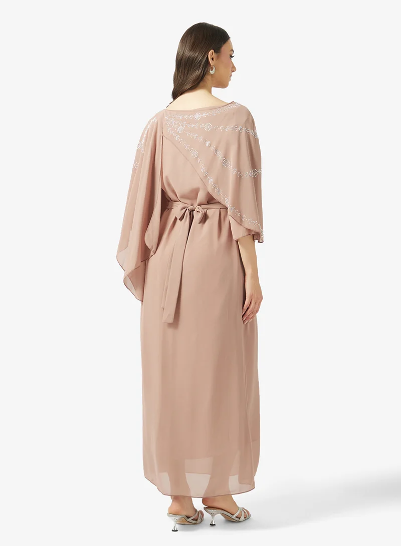 خزانة Embroidered Cape Dress