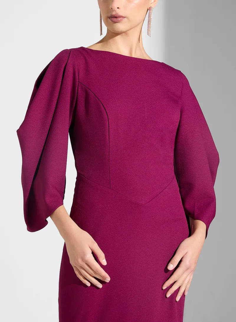 Iyra Crew Neck Maxi Dress