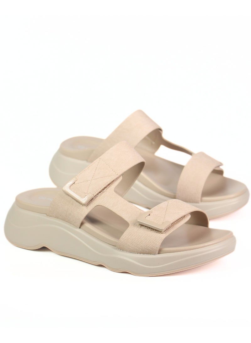 مون أمي صنادل نسائية بدون كعب سهلة الارتداء | خفيفة الوزن وأنيقة مفتوحة من الأمام للنساء والفتيات | نعل مبطن ناعم لراحة تدوم طوال اليوم | مثالية للشاطئ، السفر، والاستخدام اليومي - Image 3