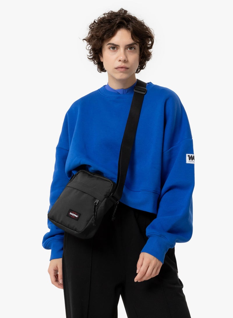 EASTPAK The Bigger One Large Crossbody bag Black - Image 2