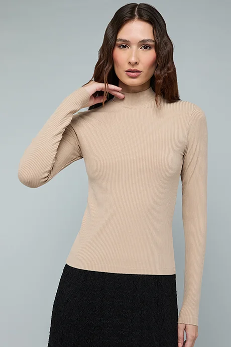 R&b Ribbed Top with High Neck and Long Sleeves