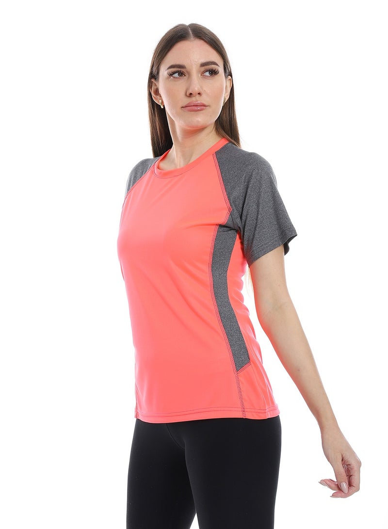 Caesar women sport t-shirt with half sleeves - Image 3