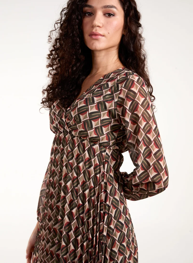 بلو فانيلا Geometric Print Wrap Front Pleated Dress