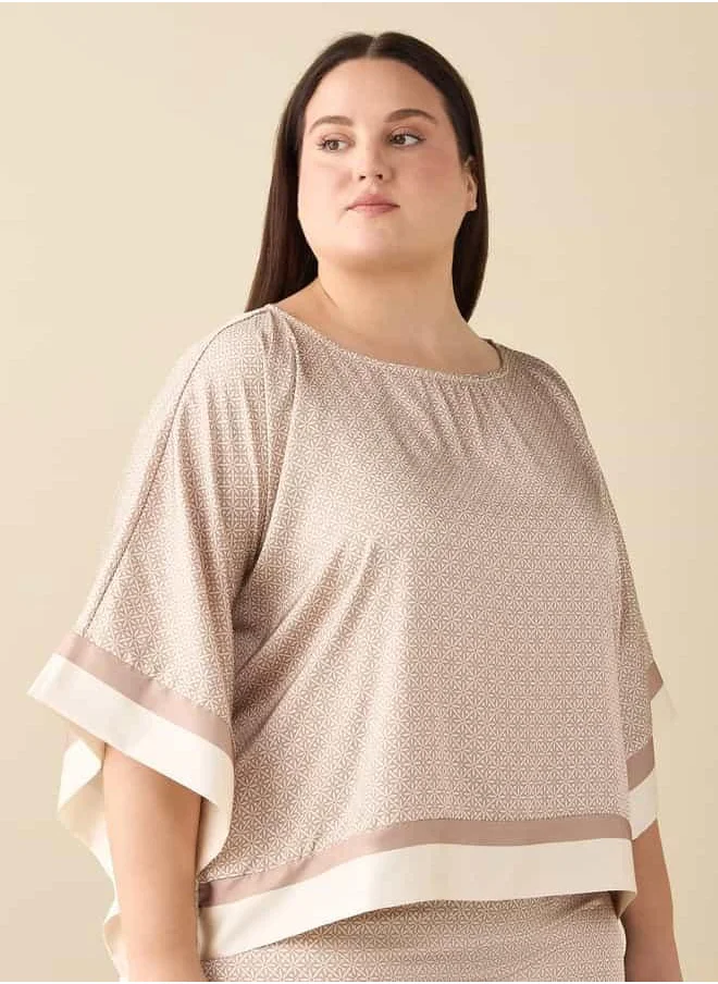 سبلاش فيڤ All-Over Print Satin Kaftan Top and Pyjama Set