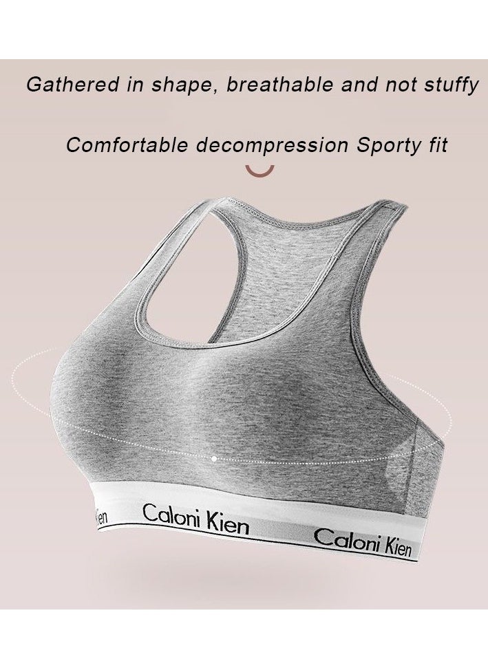 Calvin Klein Jewel بدلة رياضية نسائية ، حمالة صدر رياضية متوسطة الدعم وشورت  - Image 3