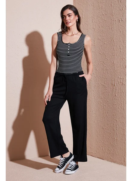 Lela Regular Fit Normal Waist Wide Leg Trousers Women's Trousers 5866117