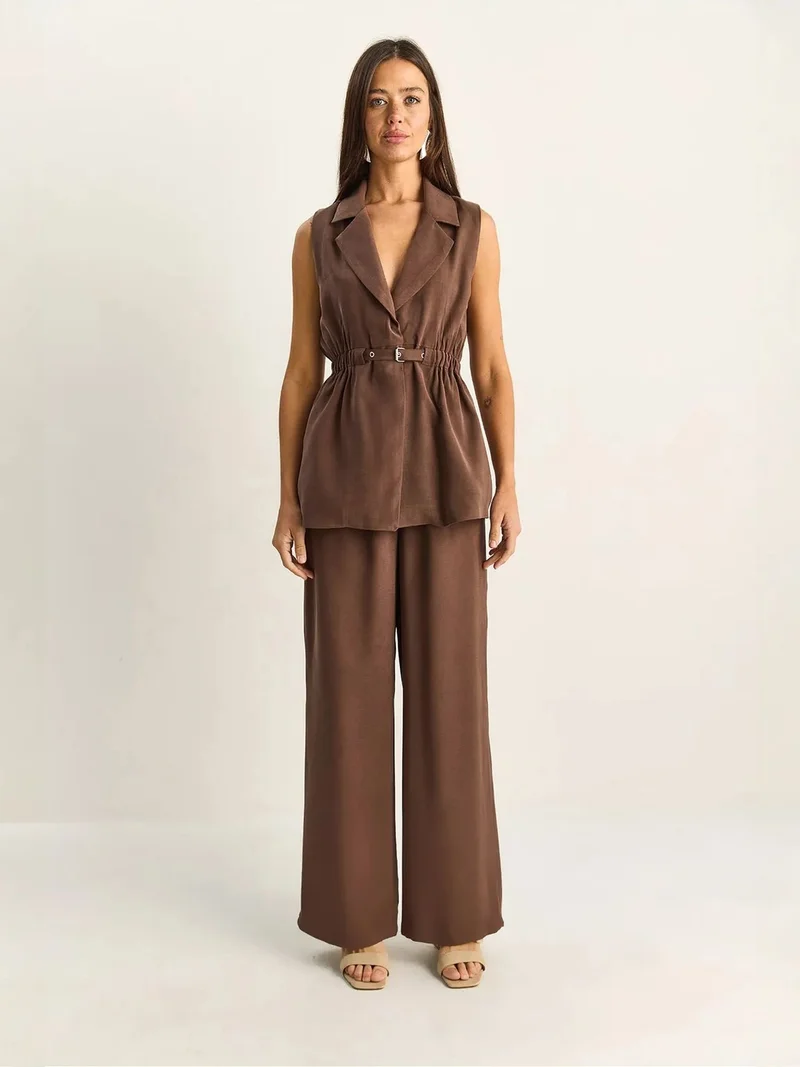 بيانكو لوتشي LUCCI High Waist Wide Leg Co-ord Set with Jacket Collar