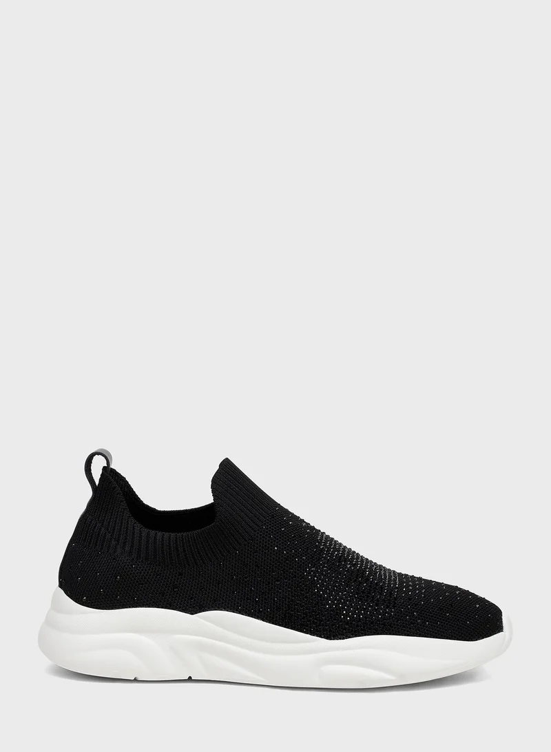 EEAZID Dilara Slip Ons