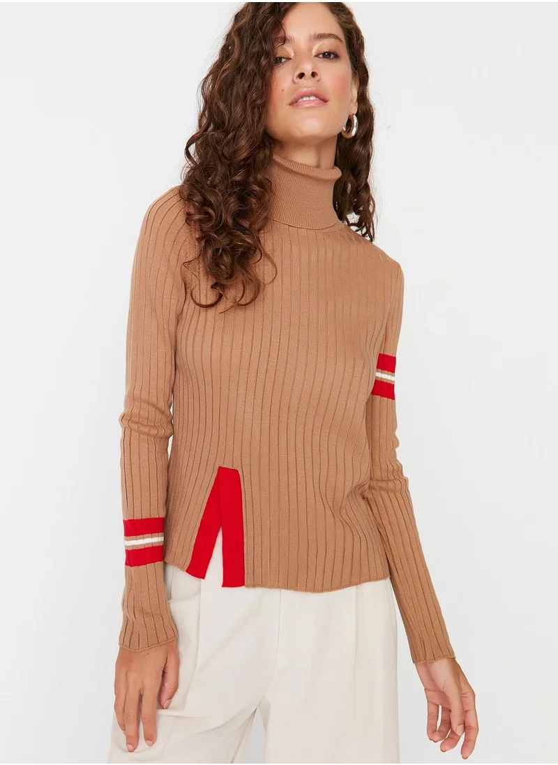trendyol Turtle Neck Slit Hem Sweater