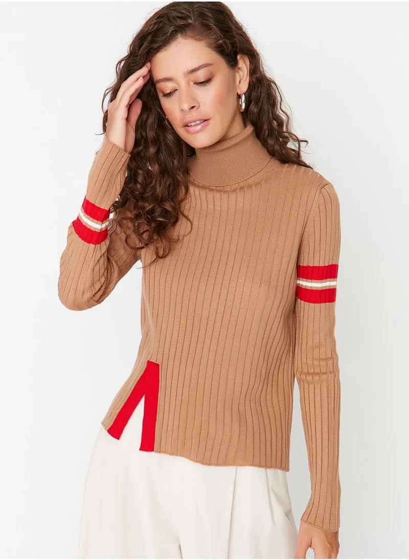 trendyol Turtle Neck Slit Hem Sweater