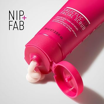 NIP+FAB كريم نيب فاب مقشر حمض الساليسيليك للوجه مع فيتامين E وصخور بركانية مقشر للوجه لتنظيف المسام والتحكم في الزيوت 75 مل - Image 3