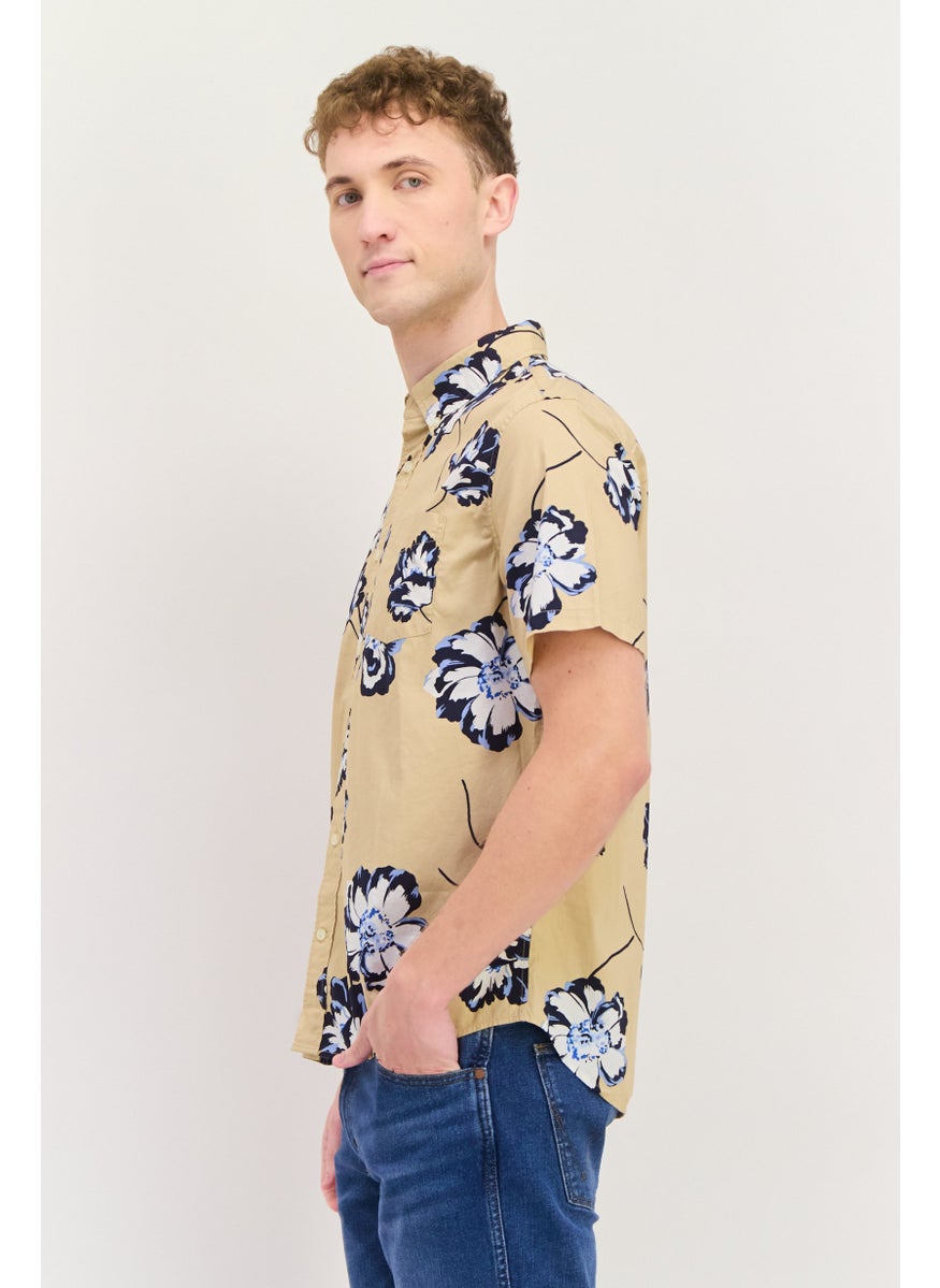 Men Standard Fit Floral Print Short Sleeves Casual Shirt, Beige - pzsku/Z6275B2A6EE2AE206B568Z/45/_/1737728214/13b78c64-a047-4a02-9b96-7990caa56567